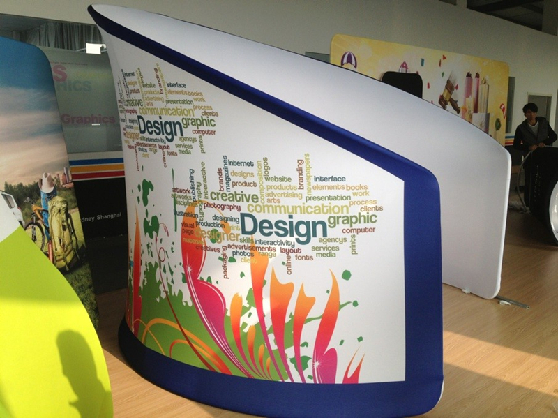 Semi-circle Wall Display Stand For Exhibition Show Reception with Single Tension Fabric Printing Portable Carry Bag