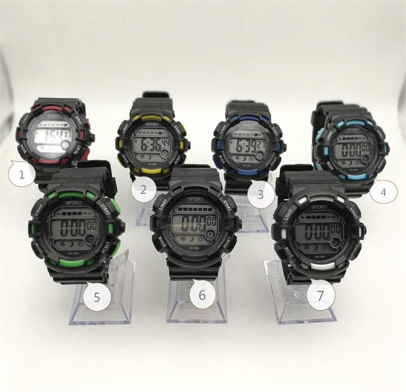 M615 # LED Watch Timing Stopwatch Alarm Clock Alarm Watch Men PU Strap Sports Watch Luxury Brand Factory Direct