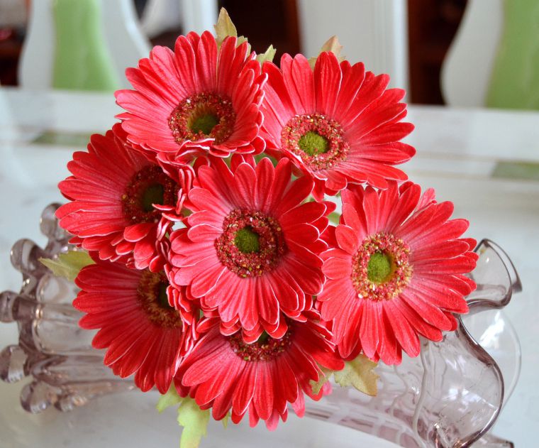 7 Heads Artificial Real Touch Gerberas Flowers for Wedding Hotel Prom and Home Decoration