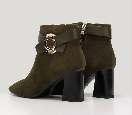 woman ankle boots fashion