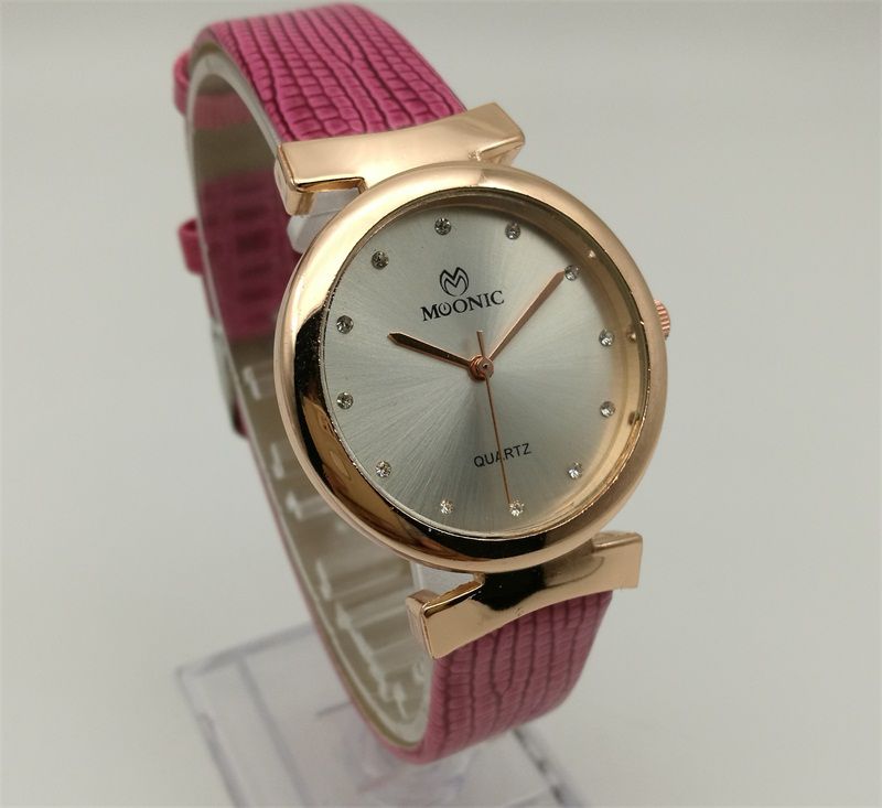 Factory Direct Quartz Watch Woman's Leather Fashion Watch Rose Gold China Guangzhou Brand MUONIC Copy Watch