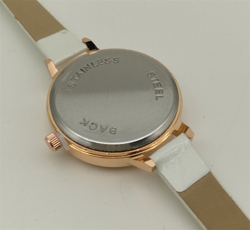 Factory Direct Quartz Watch Woman's Leather Rose Rose Diamond Watches China Guangzhou fashion brand MUONIC watch