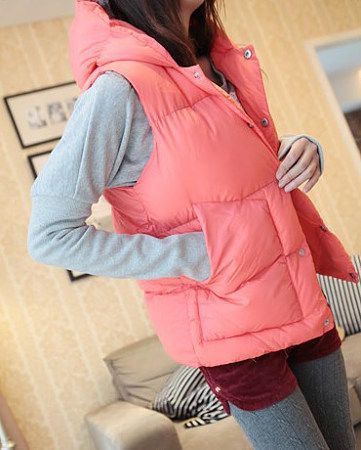 Lady's Vest can be customized simple and generous, beautiful and generous.